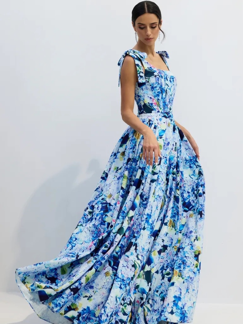 Hydrangea Strapped Maxi Dress XL